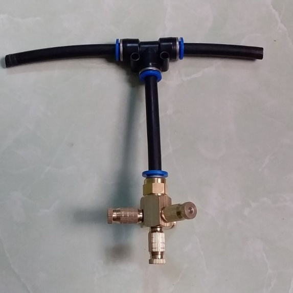 Combo 1 cái đế 4 hướng + béc phun sương TẶNG 1 cái T (ngã ba)