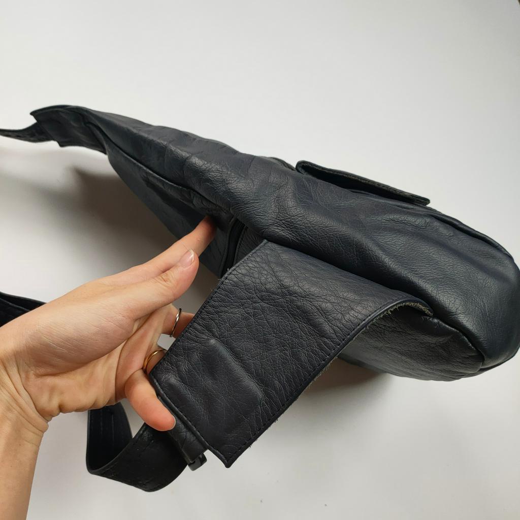 Túi bao tử đeo chéo ngực da thật secondhand Đồ Si Bon TD551