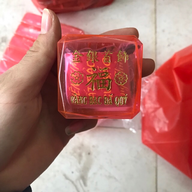 Thiên Kim Thất Bảo Ngũ Sắc