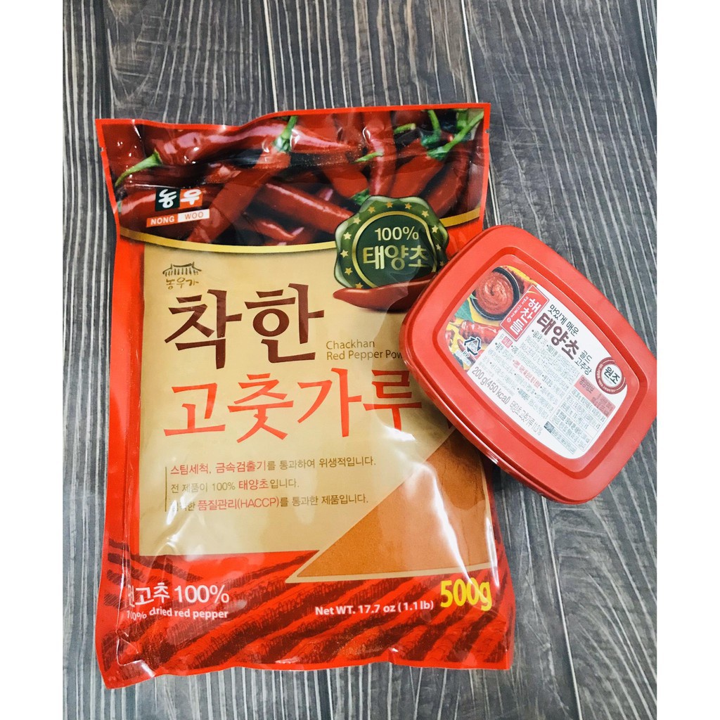 COMBO 500G ỚT BỘT HÀN QUỐC KÈM TƯƠNG ỚT GOCHUJANG TAEYANGCHO 200G