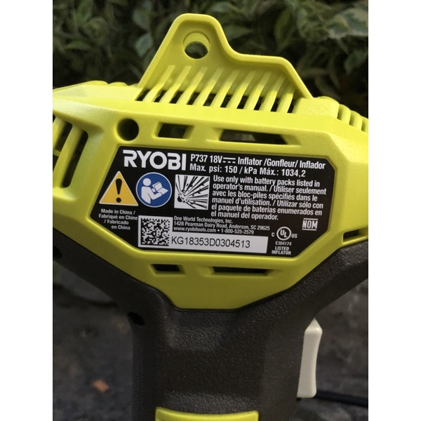 bơm bánh xe hơi ryobi p737