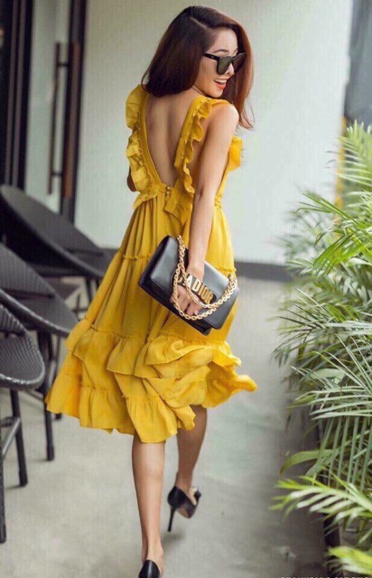 MAXI VÀNG HỞ LƯNG