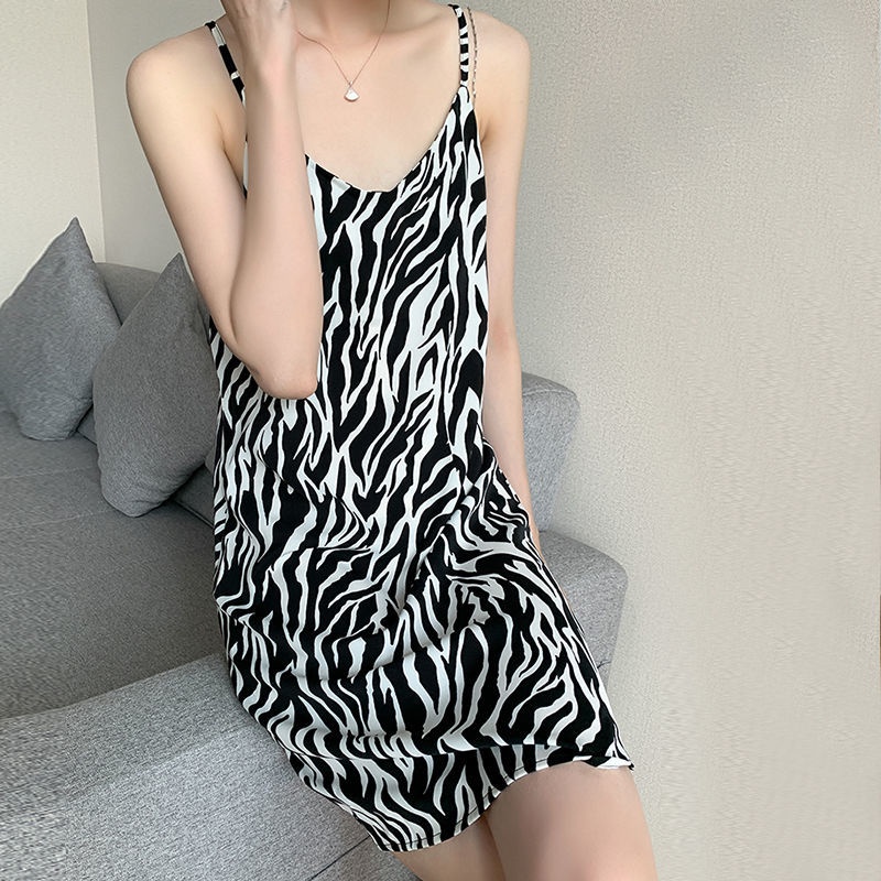 Đầm Hai Dây Dáng Chữ A Họa Tiết Ngựa Vằn Thời Trang Hàn Quốc Cho Nữ 01125 | BigBuy360 - bigbuy360.vn