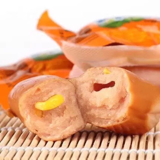 Xúc xích ngô - xúc xích cay ăn liền tiện lợi