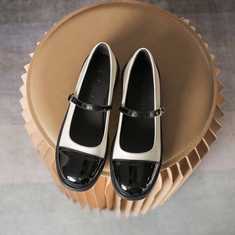 Giày nữ siêu xinh hai màu đen bóng, đen trắng