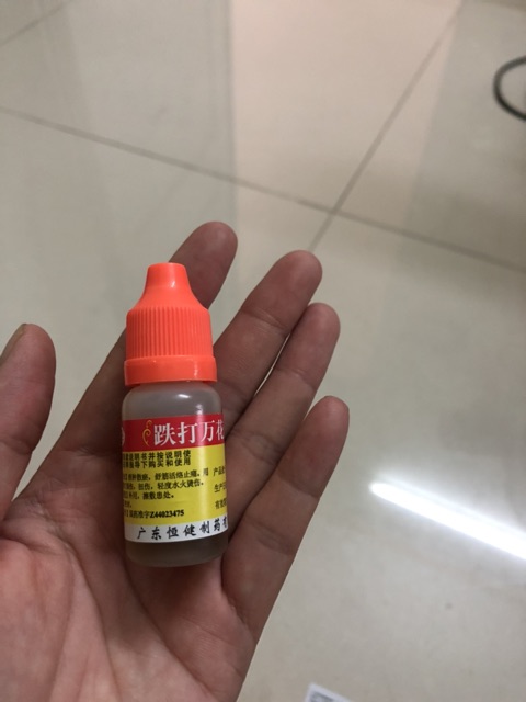 Thuốc bôi vết thương hở ,cầm máu.trị kiến đốt....