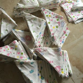 SET 5 YẾM XÔ QUÀNG CỔ CHO BÉ ( SỈ LẺ )