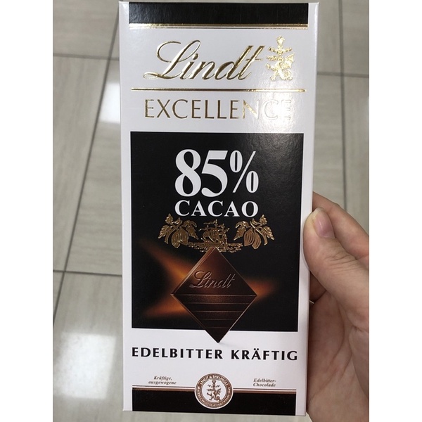 Sô Cô La Lindt Classic Đen/ trắng/ sữa 100G