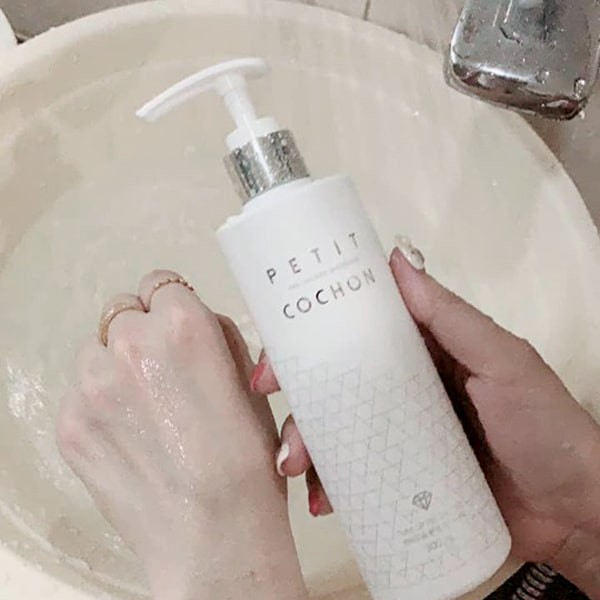 Sữa tắm trắng hương nước hoa💖FREESHIP💖 Sữa tắm trắng hương nước hoa  Petit Cochon 300ml Hàn Quốc  HALINO66K | BigBuy360 - bigbuy360.vn