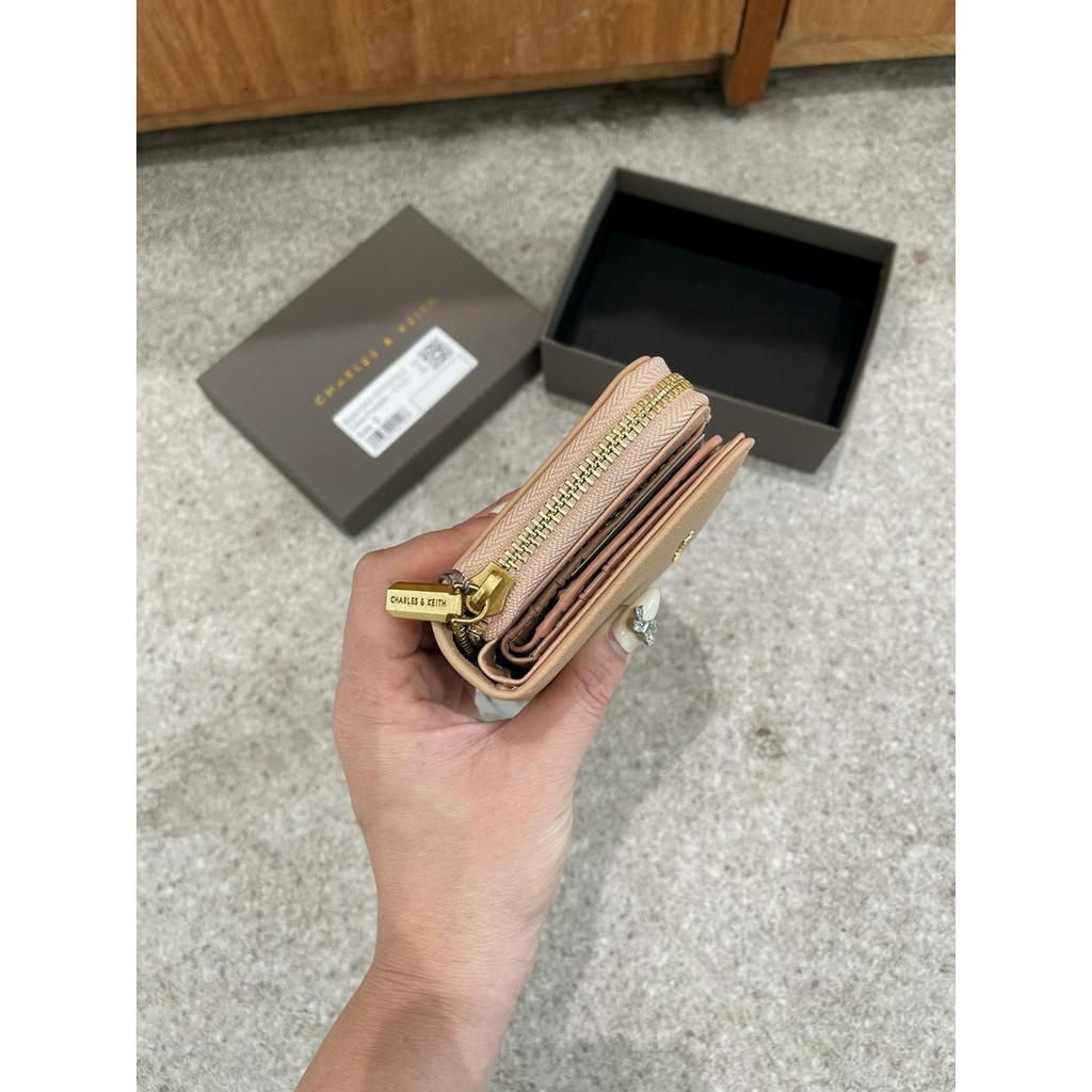 Ví cầm tay CNK full hộp xinh