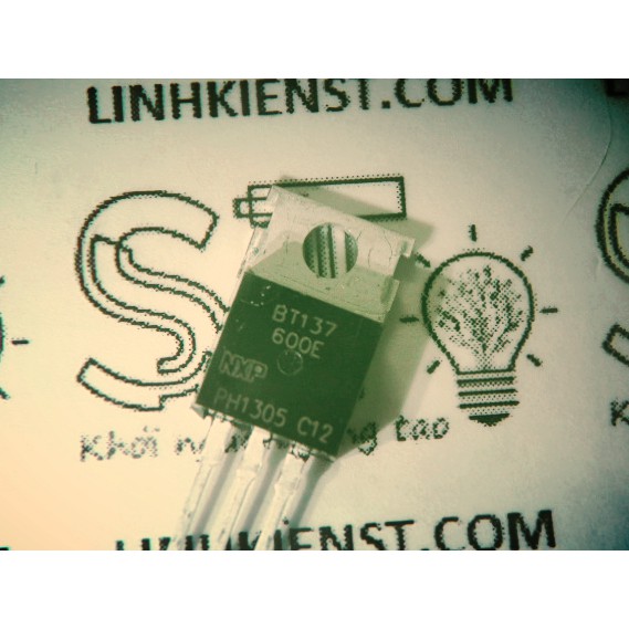 Túi 5 Triac cắm BT137 BT137-600E TO-220 8A 600V