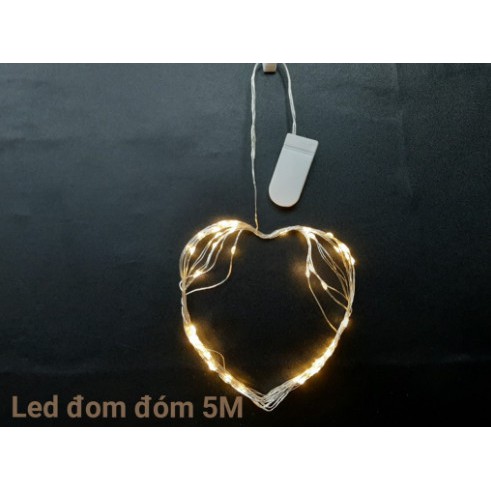 Dây đèn dài 10m gồm 100 đèn LED màu vàng nắng dùng trang trí, kèm pin