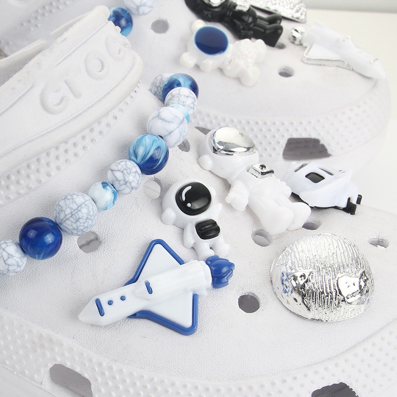 Phụ Kiện Trang Trí Giày Crocs Jibbitz Bts