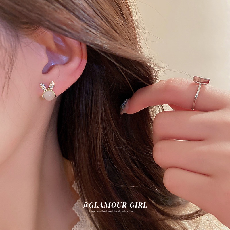 Khuyên Tai Hình Thỏ Đính Đá Lấp Lánh Phong Cách Hàn Quốc