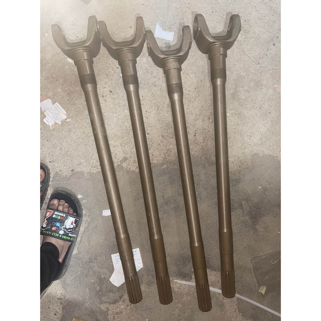 Sản phẩm gia đình làm: Trục láp 2 cầu 16 then dài 90 bi 47 vặn ốc
