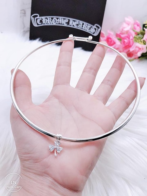 KIỀNG BẠC THÂN RỖNG MẶT HOA ĐÁ SANG CHẢNH - CHẤT LIỆU BẠC