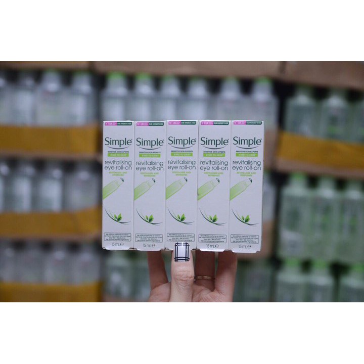 Lăn Dưỡng Mắt Simple Kind To Eyes Revitalising Eye Roll On-(Mẫu 2019) | BigBuy360 - bigbuy360.vn
