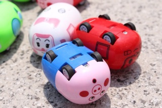 Hộp 4 xe chạy trớn siêu cute