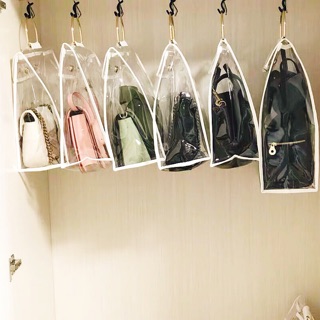 Túi bảo quản túi xách PVC xếp gọn trên giá kèm móc treo gọn gàng trong tủ