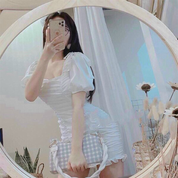Đầm body tiểu thư tay phồng, đầm trắng nhún cổ vuông cột nơ vai, váy trắng tay búp ôm body nhún đuôi cá sang chảnh