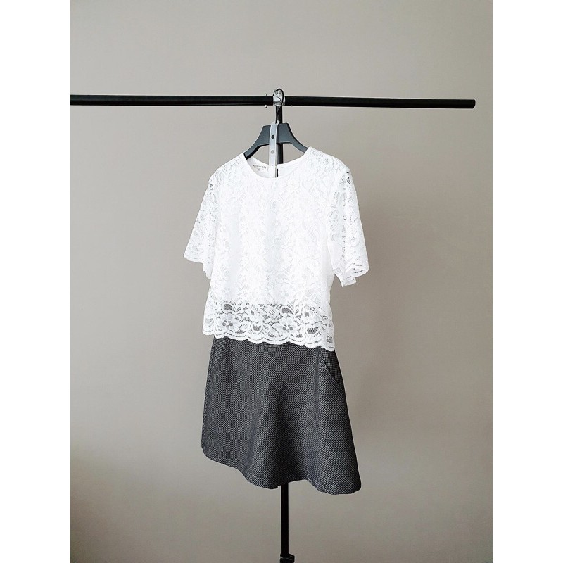 Áo croptop ren tay ngắn 2 lớp AfterBefore