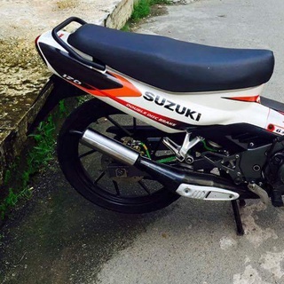 Tem Rời Suzuki Satria R 2000 Trắng Đỏ