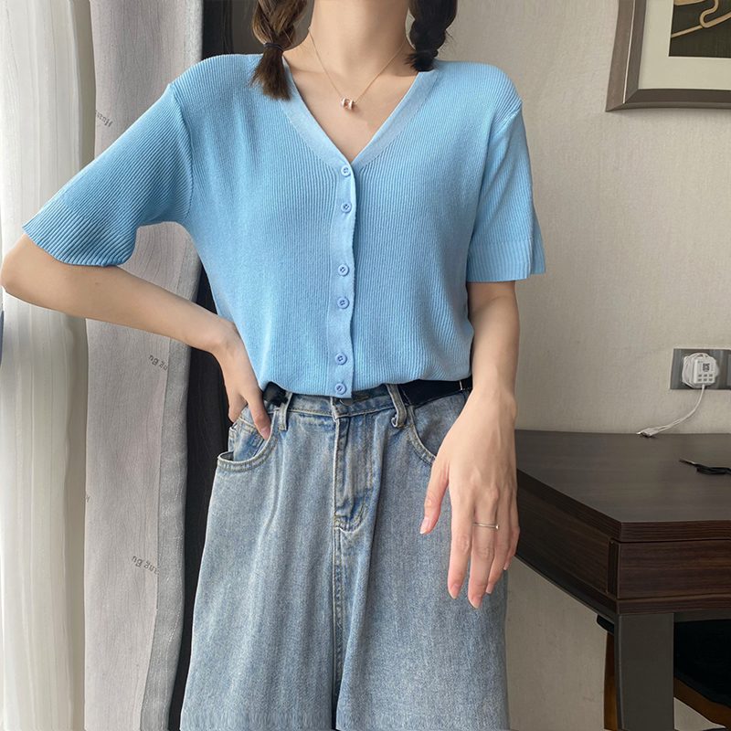 Women's cute V-neck short-sleeved cardigan T-shirt