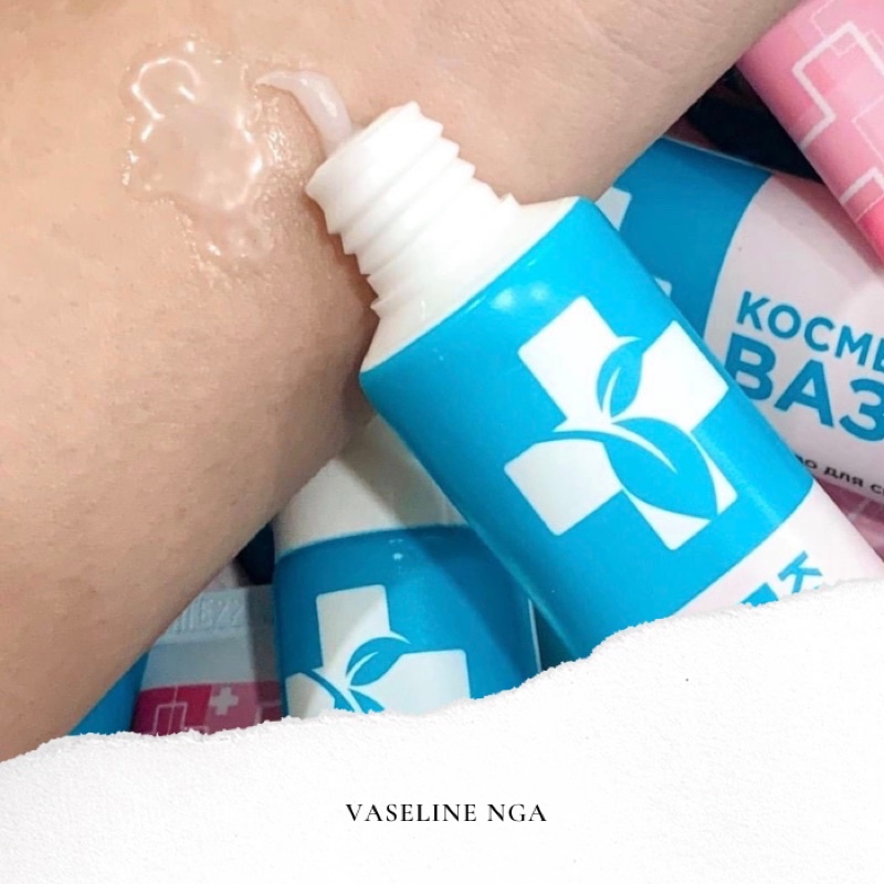 Vaseline Nga, vaseline dưỡng ẩm môi