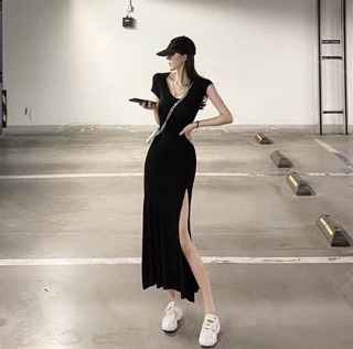 ĐẦM MAXI THUN CỔ U XẺ TÀ