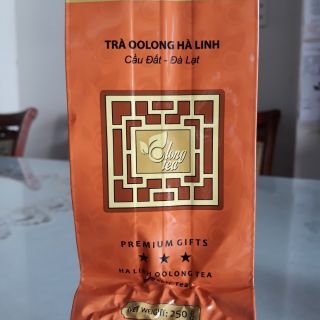 Gói trà oolong hà linh 3 sao 250gr