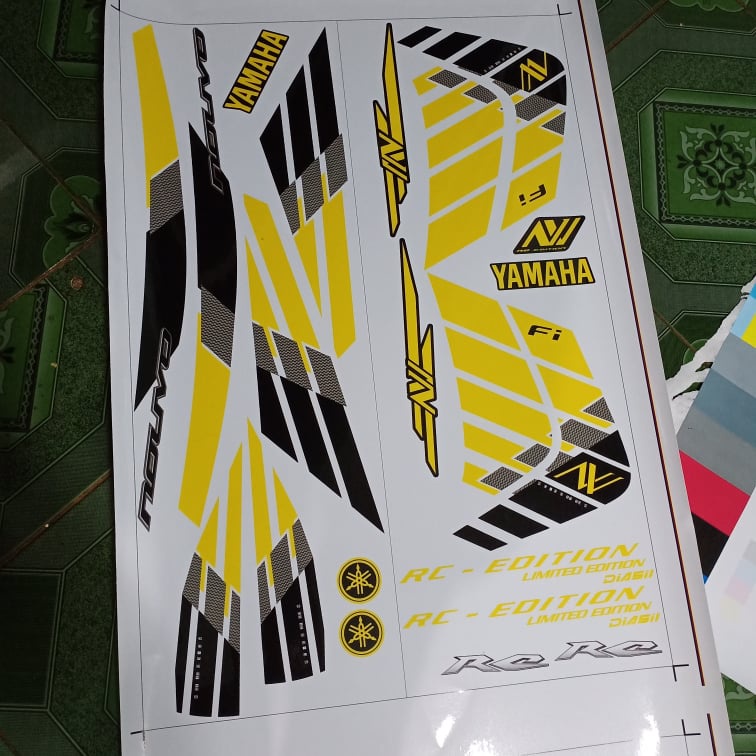 Tem rời nouvo 5 cánh chím vàng xám