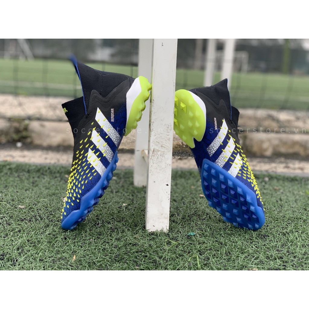 Giày bóng đá Adidas Predator Freak + TF Superlative FY0753