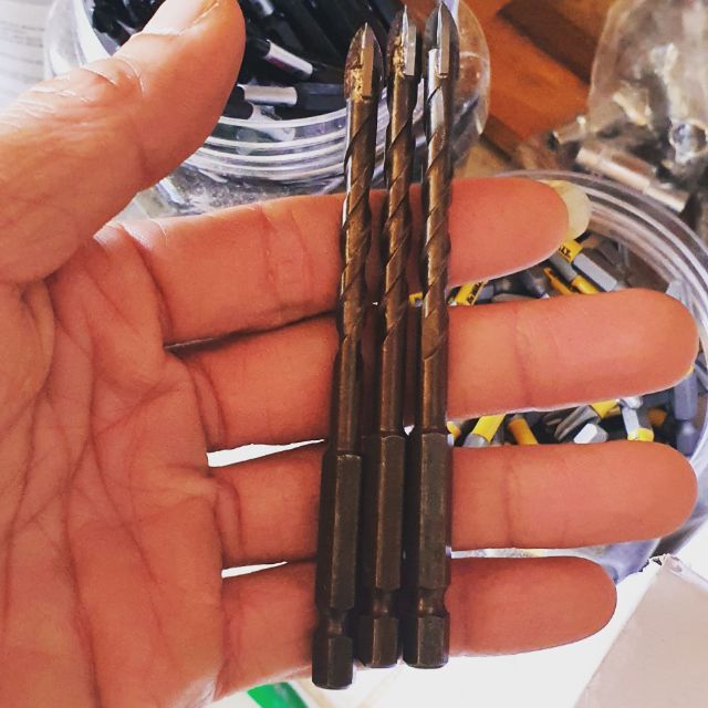 MŨI KHOAN ĐA NĂNG CHUÔI LỤC GIÁC 4MM