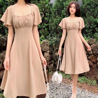 Đầm cổ vuông xếp ly ngực tay bèo - Buns Store