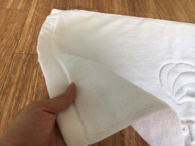 Thảm chân trắng khách sạn , nhà nghỉ loại xuất khẩu 45x70 cm