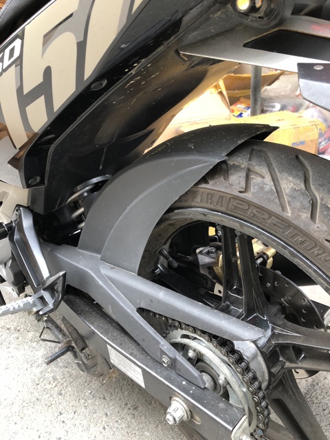 Dè chắn bùn exciter 150 có cacte