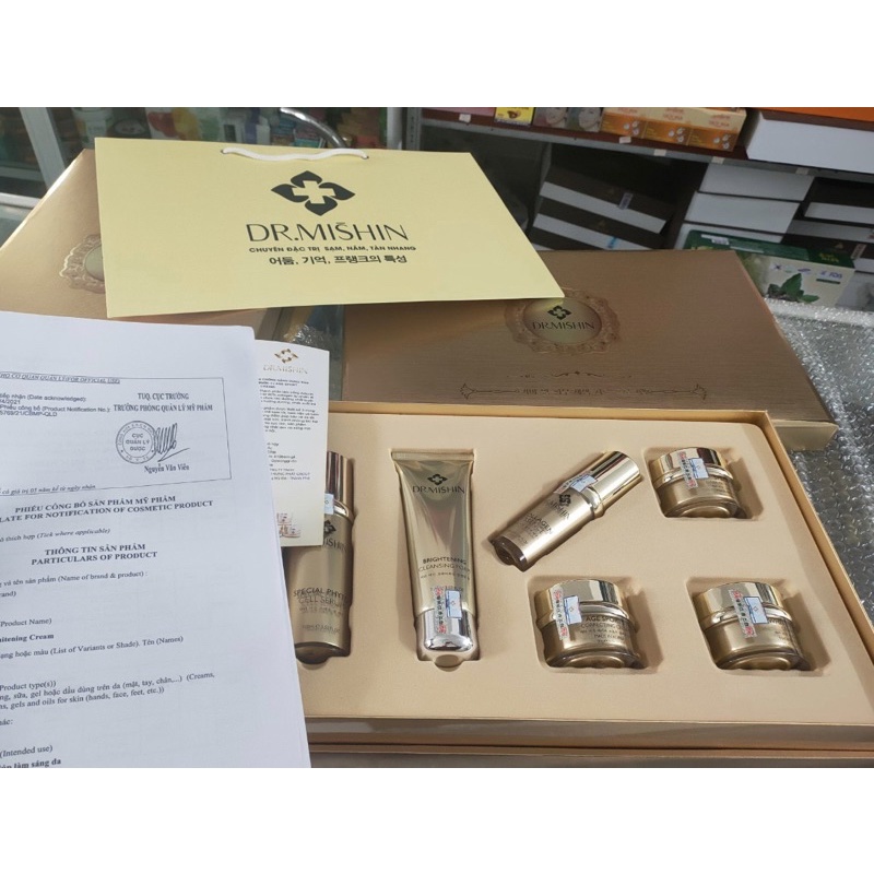 KEM NÁM CAO CẤP DR MISHIN