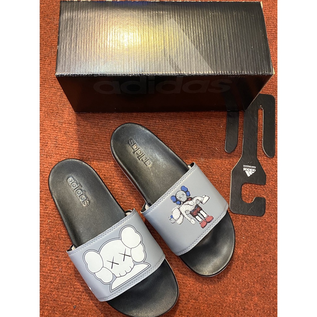 Dép adidas plus kaws-xám đen