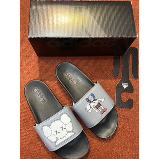 Dép adidas plus kaws-xám đen