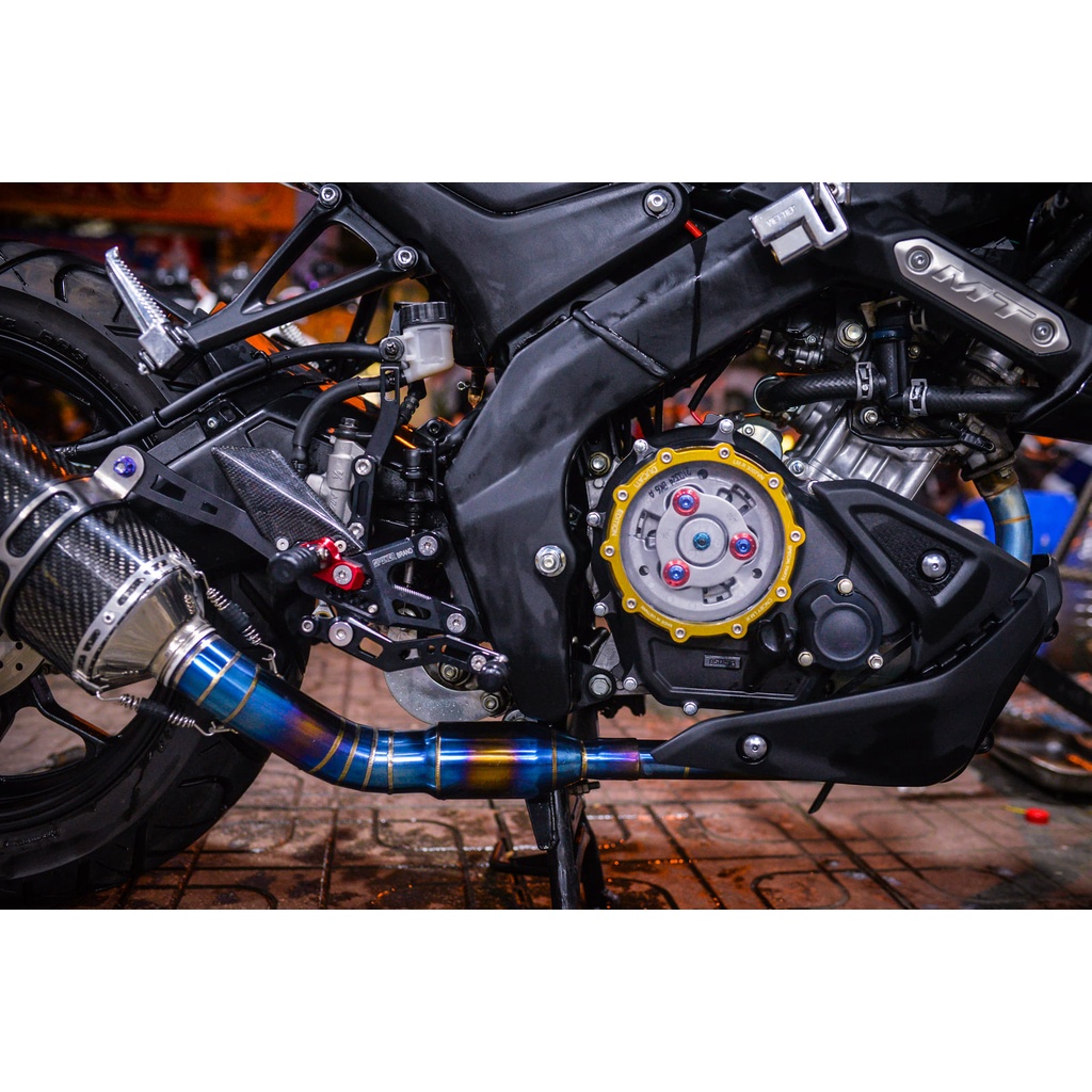 Lốc nồi trong suốt dành cho Yamaha R15v3 - MT15 - XSR155 - Ex155 - Vixion155.