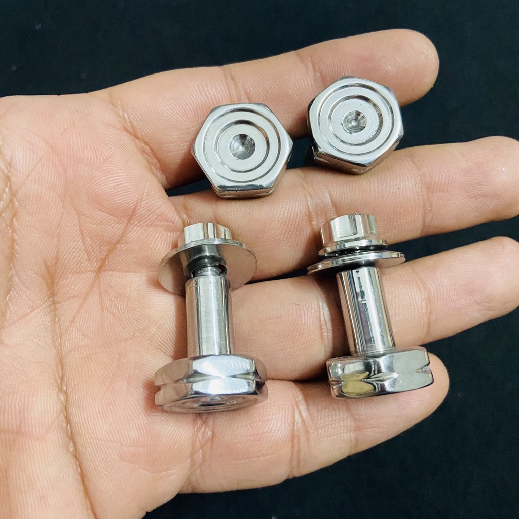 Bộ ốc đuôi đèn xe DREAM, SUPER DREAM mẫu lục giác chất liệu inox 304 bao rỉ sét trọn đời ( 2 bên )