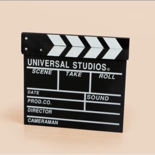 Universal studios tấm cắt phim