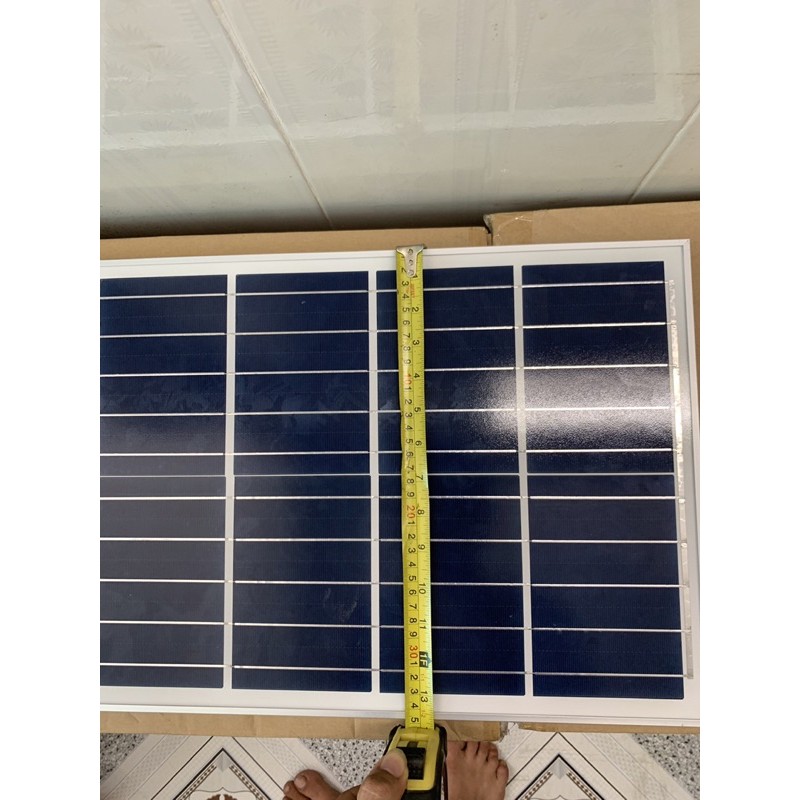 Đèn năng lượng mặt trời 300W chuyên đèn đường chiếu sáng, sân vườn dung lượng pin 48.000Mah sáng liên tục 15 tiếng
