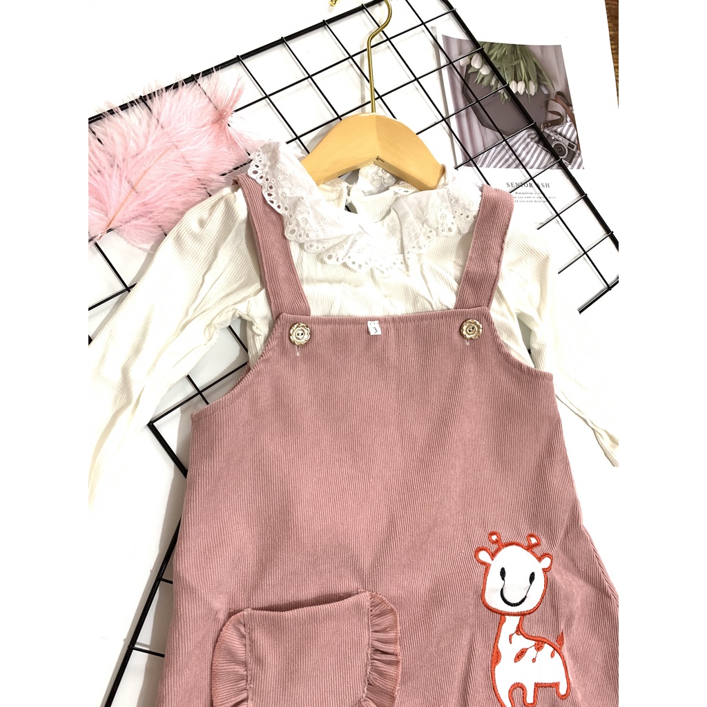 Set yếm nhung hươu hồng bé gái
