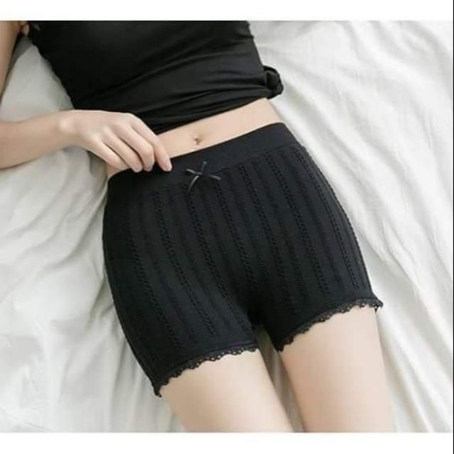 Quần mặc trong váy siêu đẹp