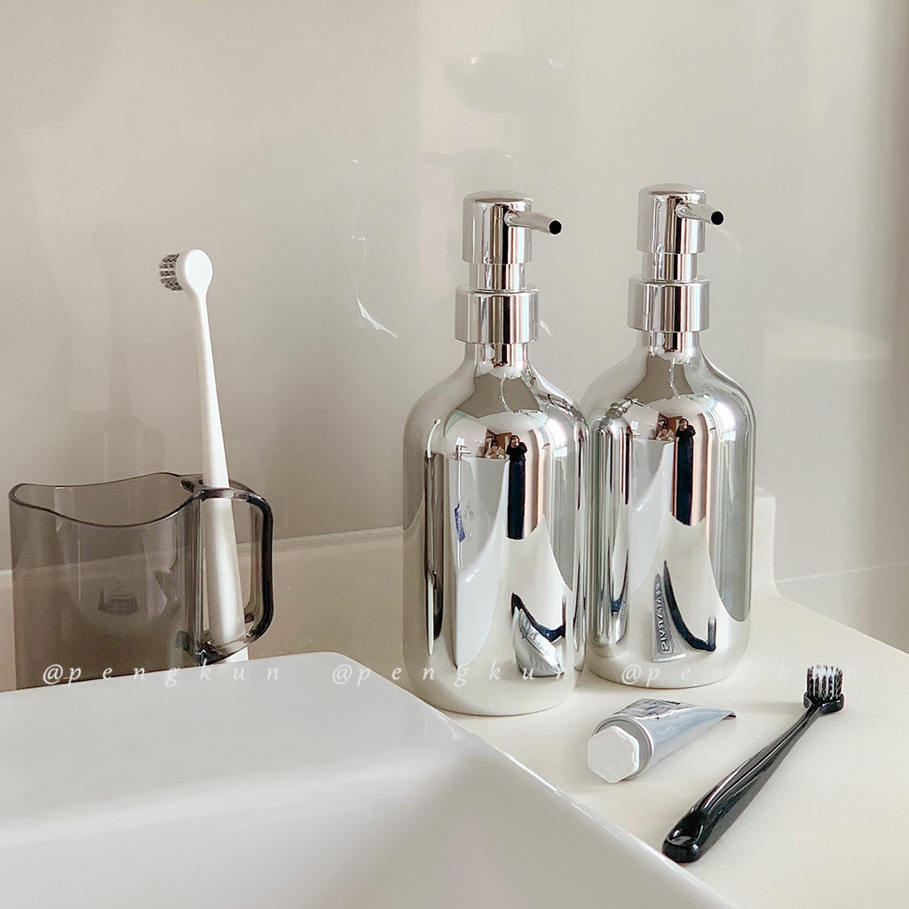 Bình xịt nước rửa tay bằng nhựa mạ điện màu bạc đơn giản phong cách Ins Bắc Âu cho phòng tắm