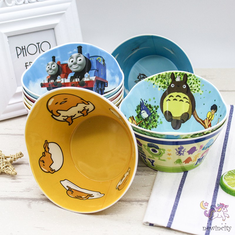 Bát ăn chống rơi họa tiết hoạt hình cho bé