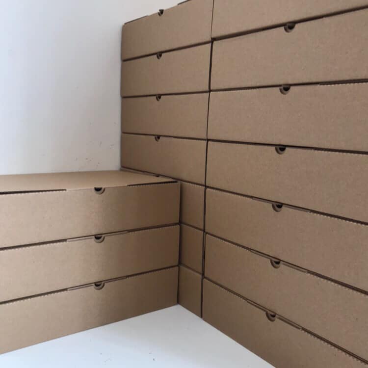 Hộp 30x20x7,5 cm - 20 hộp carton trơn giá rẻ có nắp gài tiện lợi