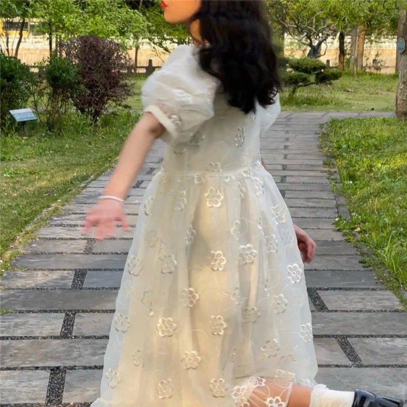 Váy babydoll Đầm Cổ Tròn Tay Phồng Phối Lưới Họa Tiết Hoa Thời Trang Mùa Hè Hàng Mới Năm 2021