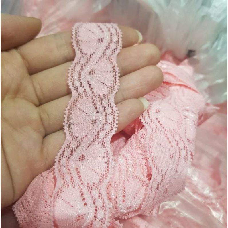 Chun ren viền  cuộn 5 mét bản 2,5 cm